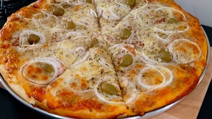 Pizza Atum II — Atum, cebola e mussarela
