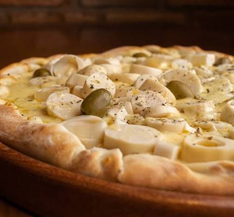 Pizza Palmito — Palmito e mussarela